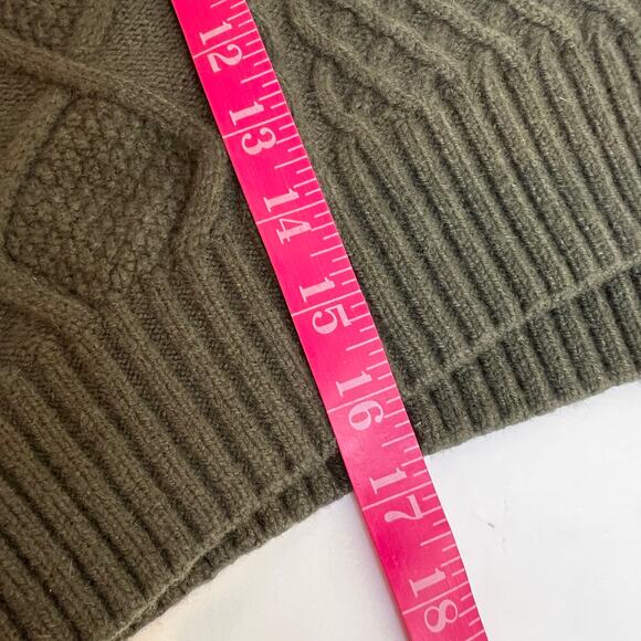 Aritzia Sunday Best Peggy Cropped Sweater Womens Small Olive Green Cable Knit - Picture 8 of 8